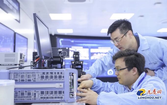 全國首個！全國高校區(qū)域技術(shù)轉(zhuǎn)移轉(zhuǎn)化中心信息通信分中心落戶南京江寧，引領(lǐng)網(wǎng)絡(luò)信息技術(shù)研發(fā)新篇章