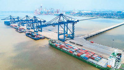 中國理念贏得世界更多回響——從貨物吊裝技術看全球合作新篇章